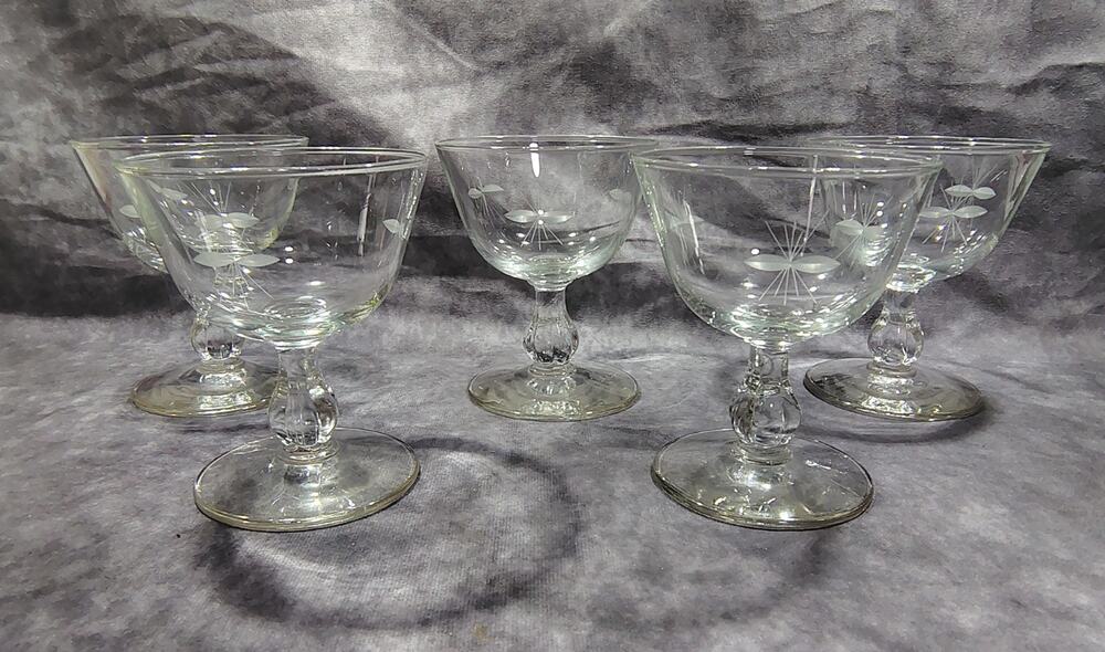 5 Fostoria Starburst Cut 104 110 Low Stemmed Sherbet Glasses Excellent !